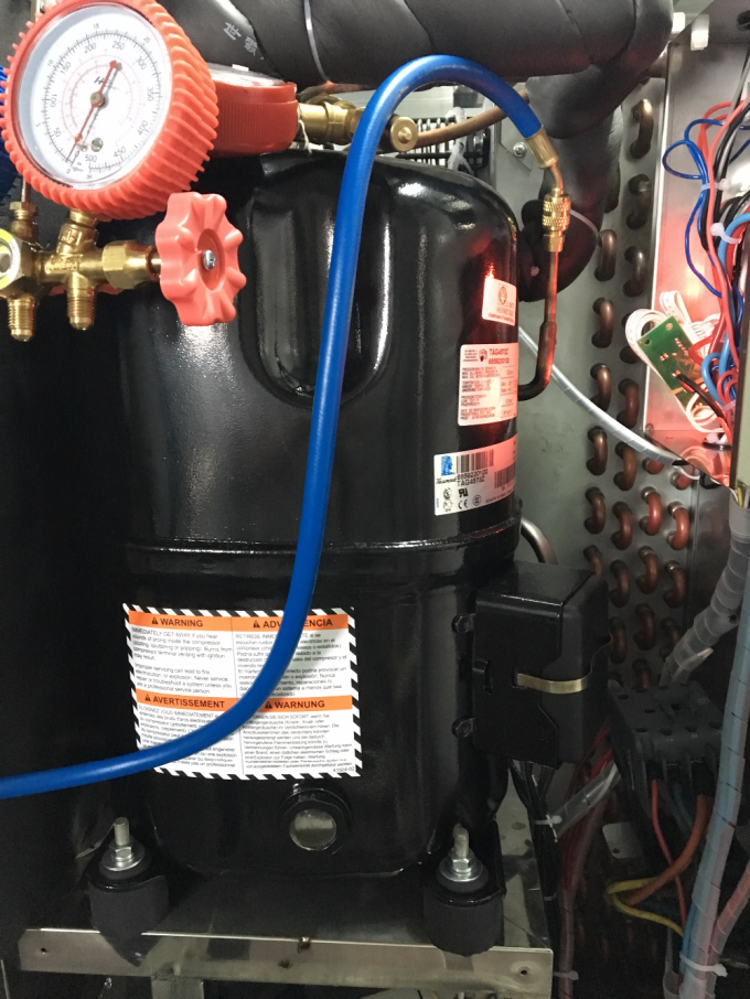 700W Ice Cube Making Machine Commercial Water Cooled 90kg / 24h 34